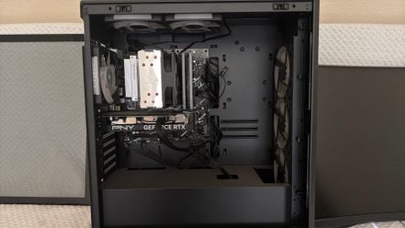 Gaming pc and monitor