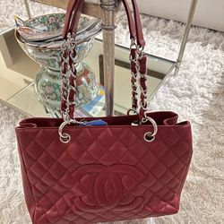 Chanel Grand Leather Tote - Authenticated