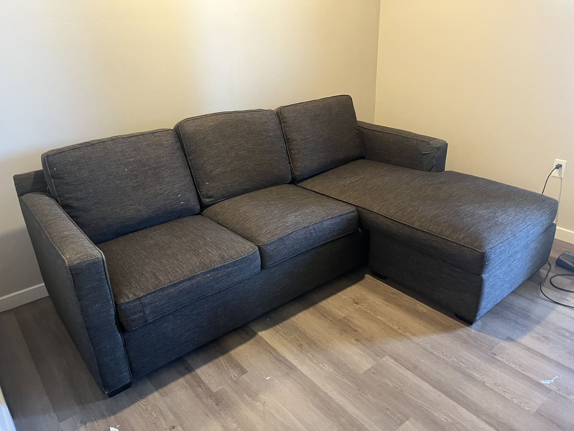 Crate & Barrel Sectional (read desc)