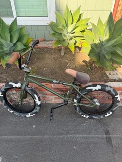 FitBikeCo FBC 18 BMX Bike newer tires