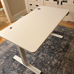 Autonomous SmartDesk electric standing desk