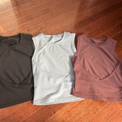 Girls Tops Size 8-10 Ask $10