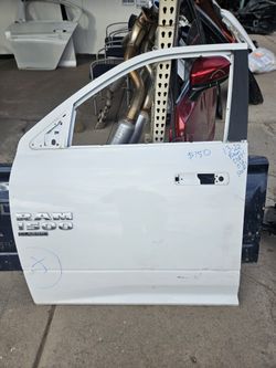 Dodge RAM 1500 classic Left Driver Door OEM