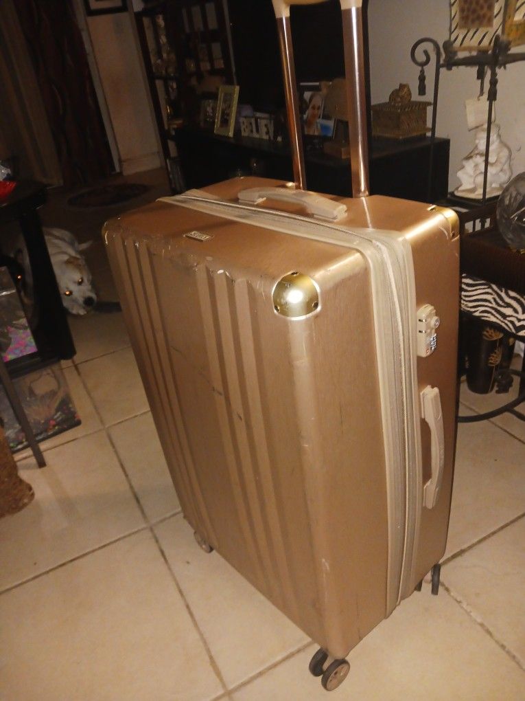 CALPAK HUGE 32IN LUGGAGE Gd Condition 25 Firm