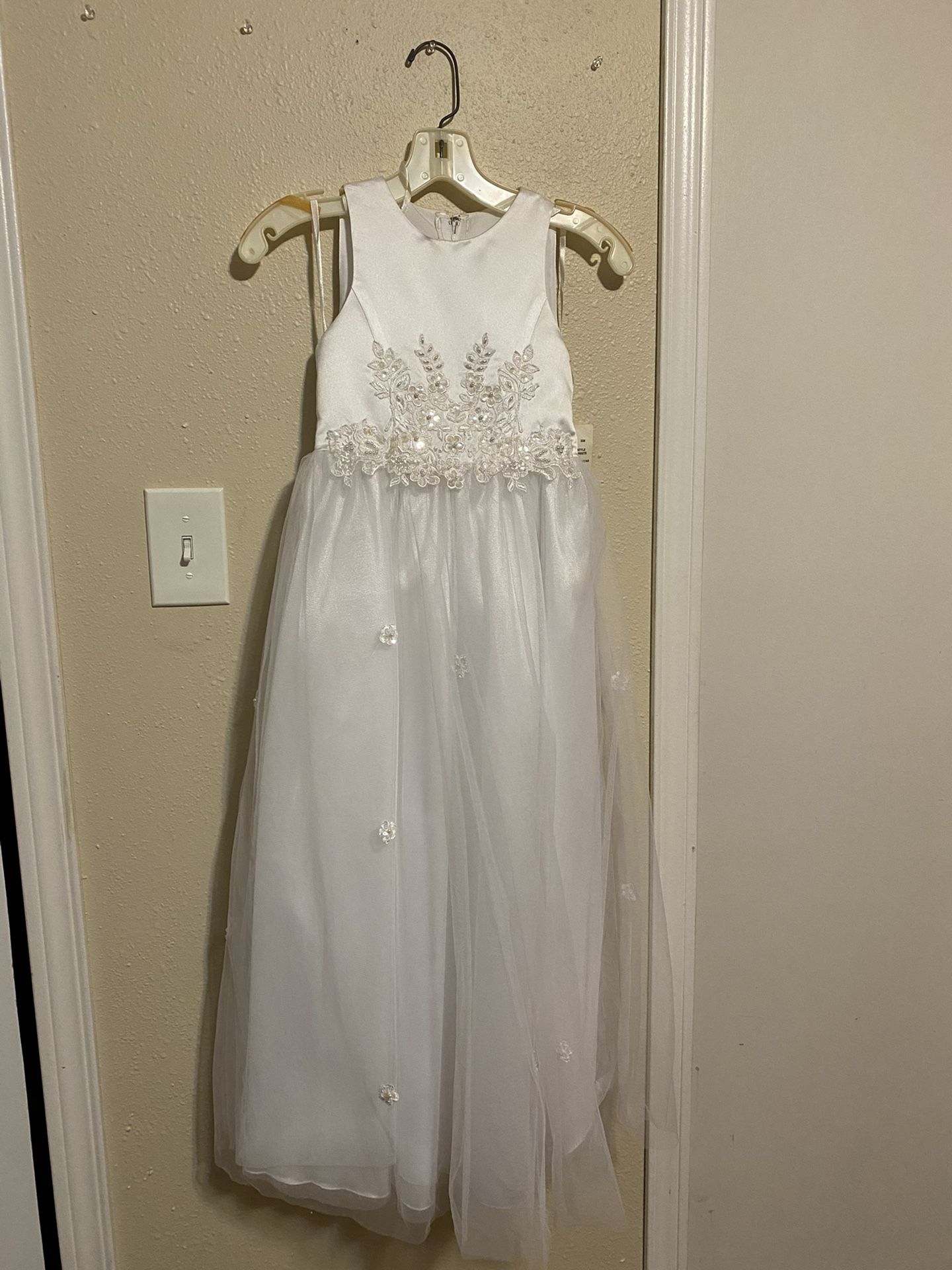 NEW flower girl size 7 dress