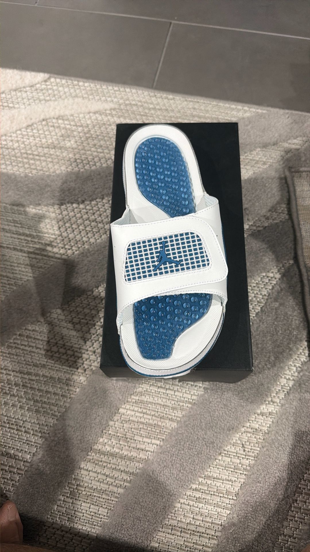 Jordan Hydro IV Retro Slide Size 11 Military blue