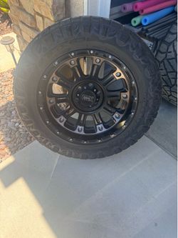 🔥$800 OBO! Kmc xd series Hoss wheels 20x10 not the tires.🔥