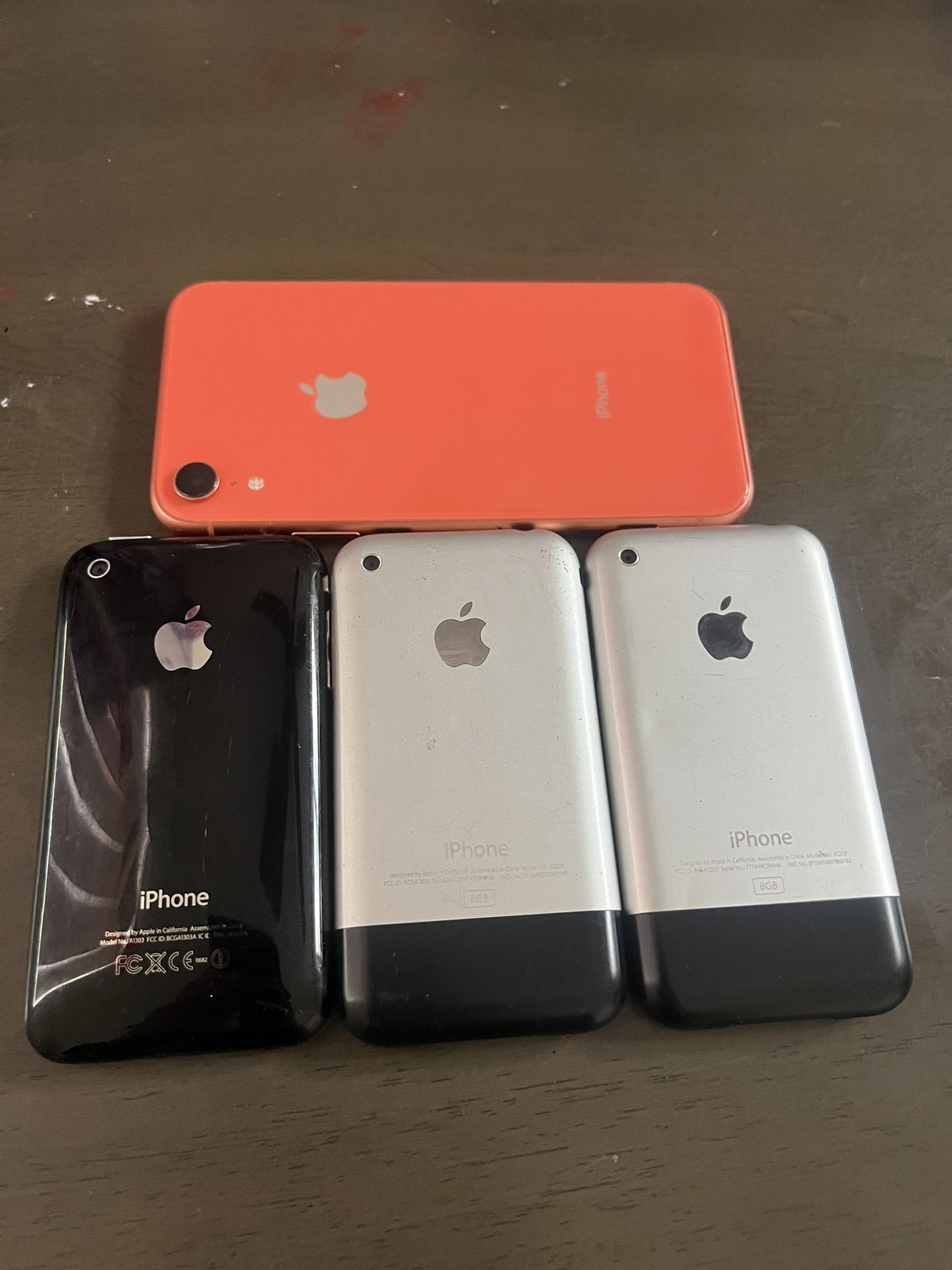  iPhone For Repair/Parts