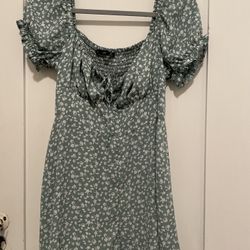 Floral Romper Size Large 