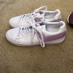 Womens Sneakers