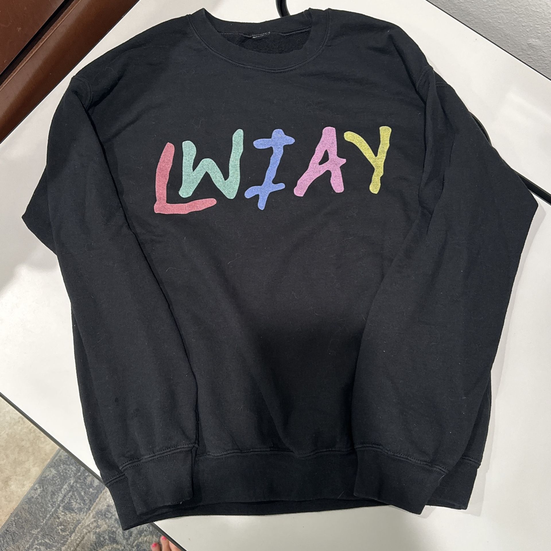 LWAIY LARGE CREWNECK