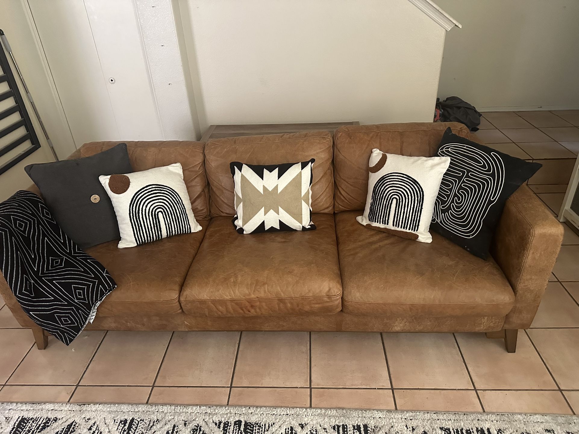 Mid Century Modern Tan Italian Leather Couch/Sofa