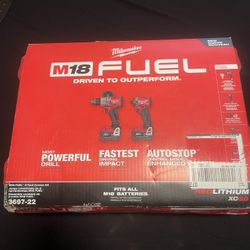 Milwaukee Drill Set Combo With 3 Batteries 