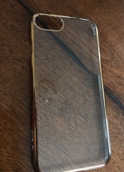 Iphone 7 clear case with gold trim snap on