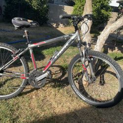 TREK Mountain Bike