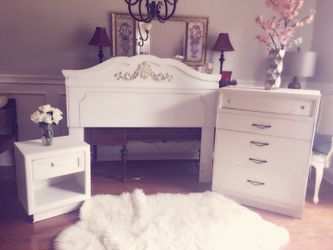 Bedroom set