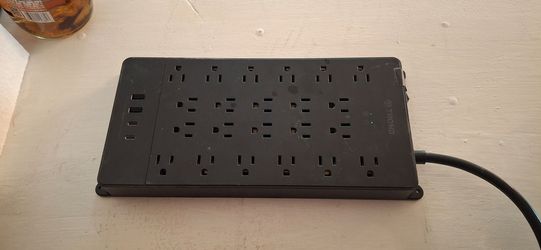 TROND 18-Outlet Surge Protector Power Strip w/ USB & USB-C Ports