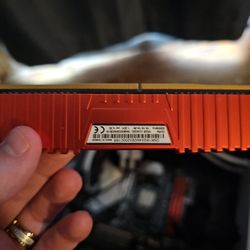 Selling Corsair Ram 32 Gb  Ddr4
