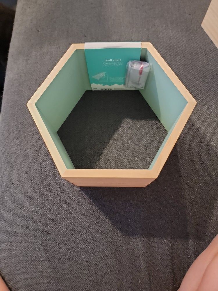 Hexagon Wall Shelfs And Hook Rack