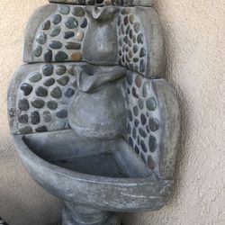Corner fountain