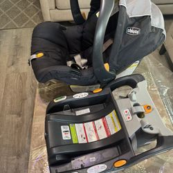 Used Good Condition Car seat With Base
