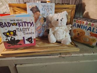 3 Childrens Books & A Peace Angel Bear