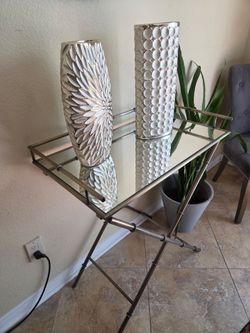 Folding  mirrored metal tray table
