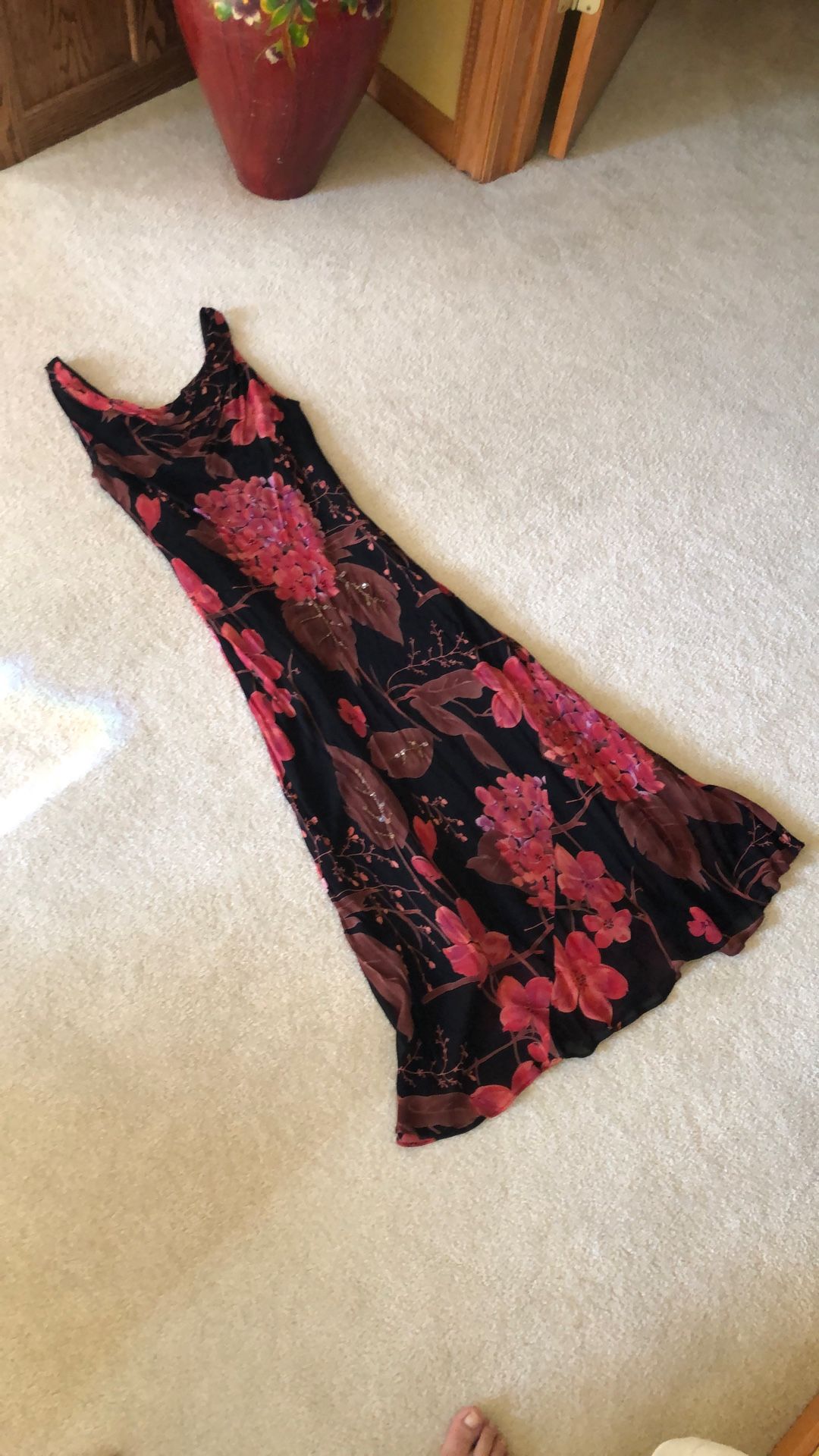 Pretty Cocktail Dress With Sequenced Flowers