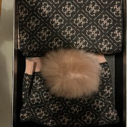 Pink Guess Logo Hat And Scarf Set