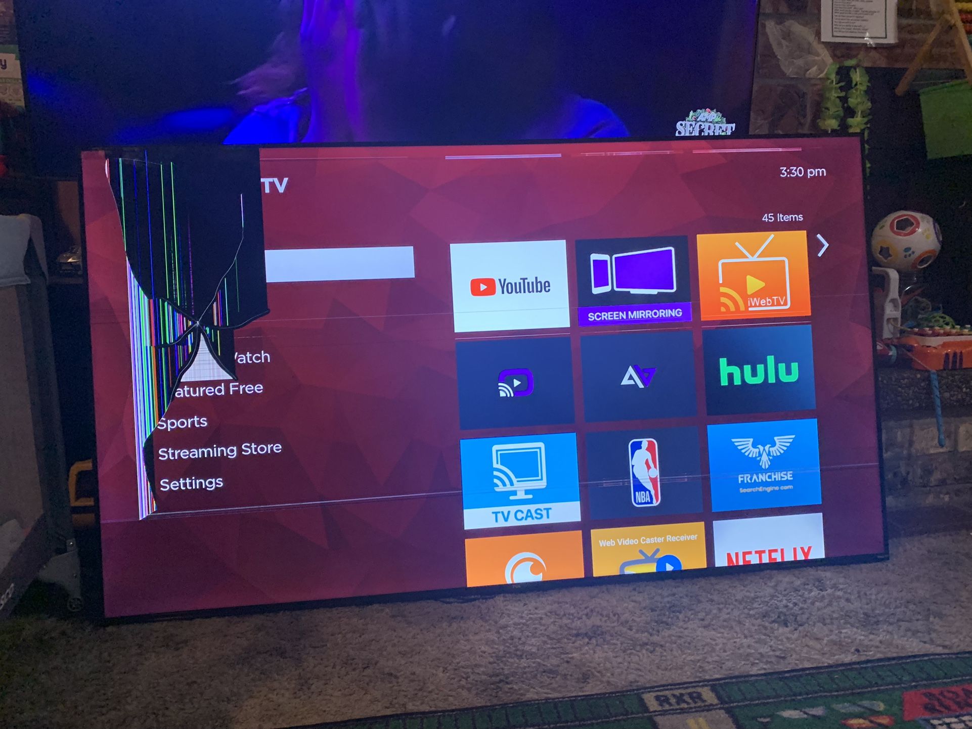 65in Roku Tv TCL (Read The Description)