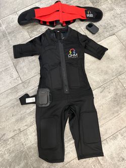 OHM Womens suit & battery