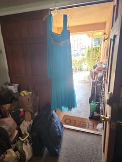 MAYQUEEN TURQUOISE GOWN WITH BEADS SIZE 10