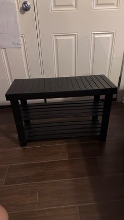 Entryway bench