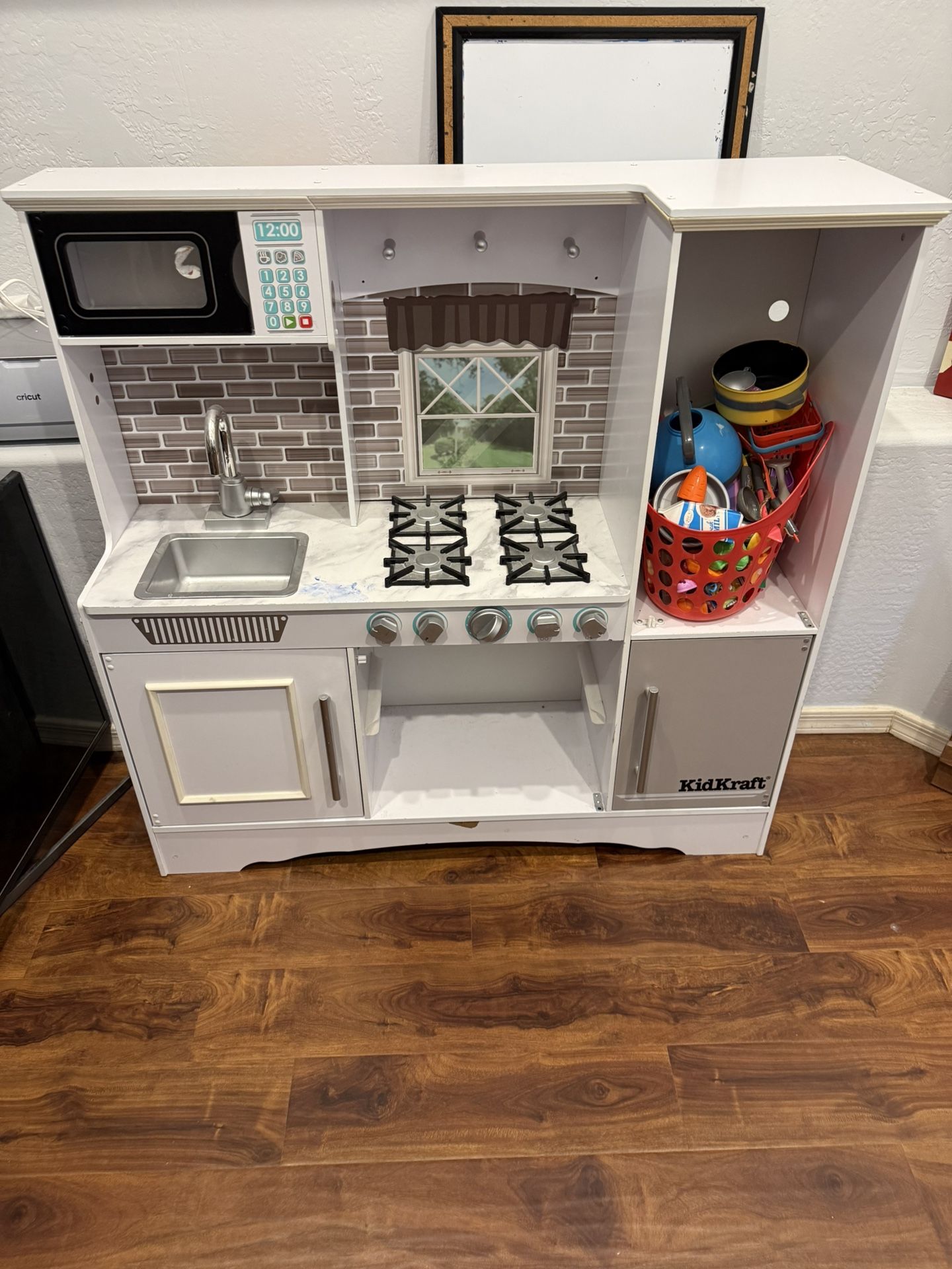 KidKraft Kitchen w/ Toy Food, Utensils, Pots, Pans