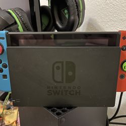 Nintendo Switch With Case/dock & Mario Kart 8 Deluxe