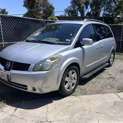 2004 Nissan Quest