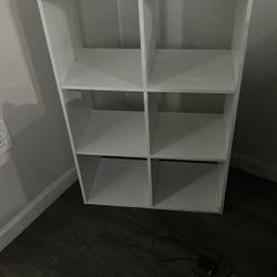White organizer