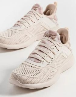 APL: Athletic Propulsion Lab Women's Techloom Tracer Sneakers