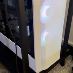 High-End Gaming PC – RTX 4090 | Ryzen 7 7800X3D | 32GB DDR5 | Custom RGB Case