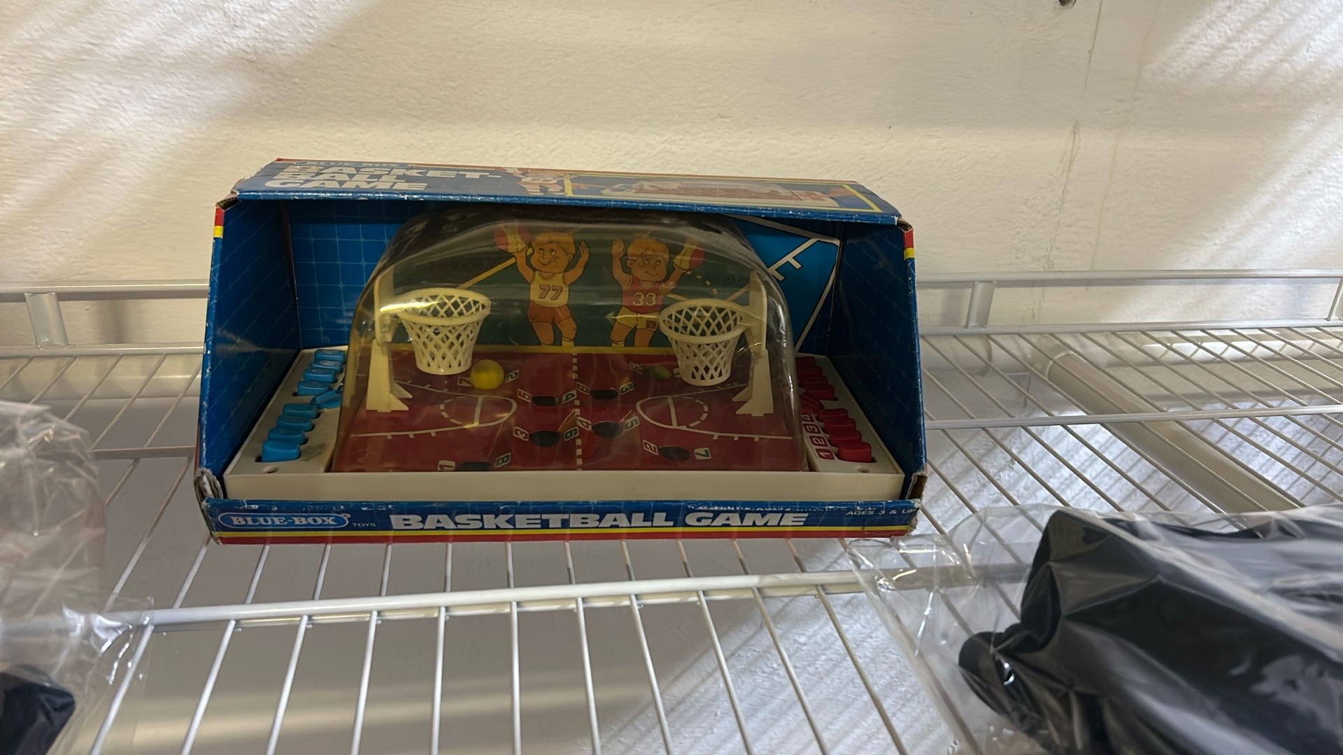 1979 Blue Box Vintage Table Top Basketball Game