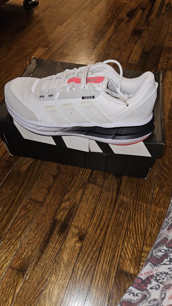 Brand New Cloud foam Size 11