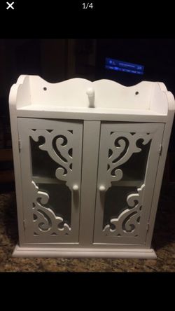 Small closet for jewelry