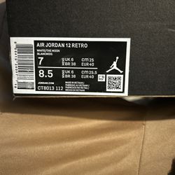 Air Jordan 12 Retro White/The Moon Blancmois