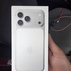 Iphone 17 Pro Max (256GB) (Silver)