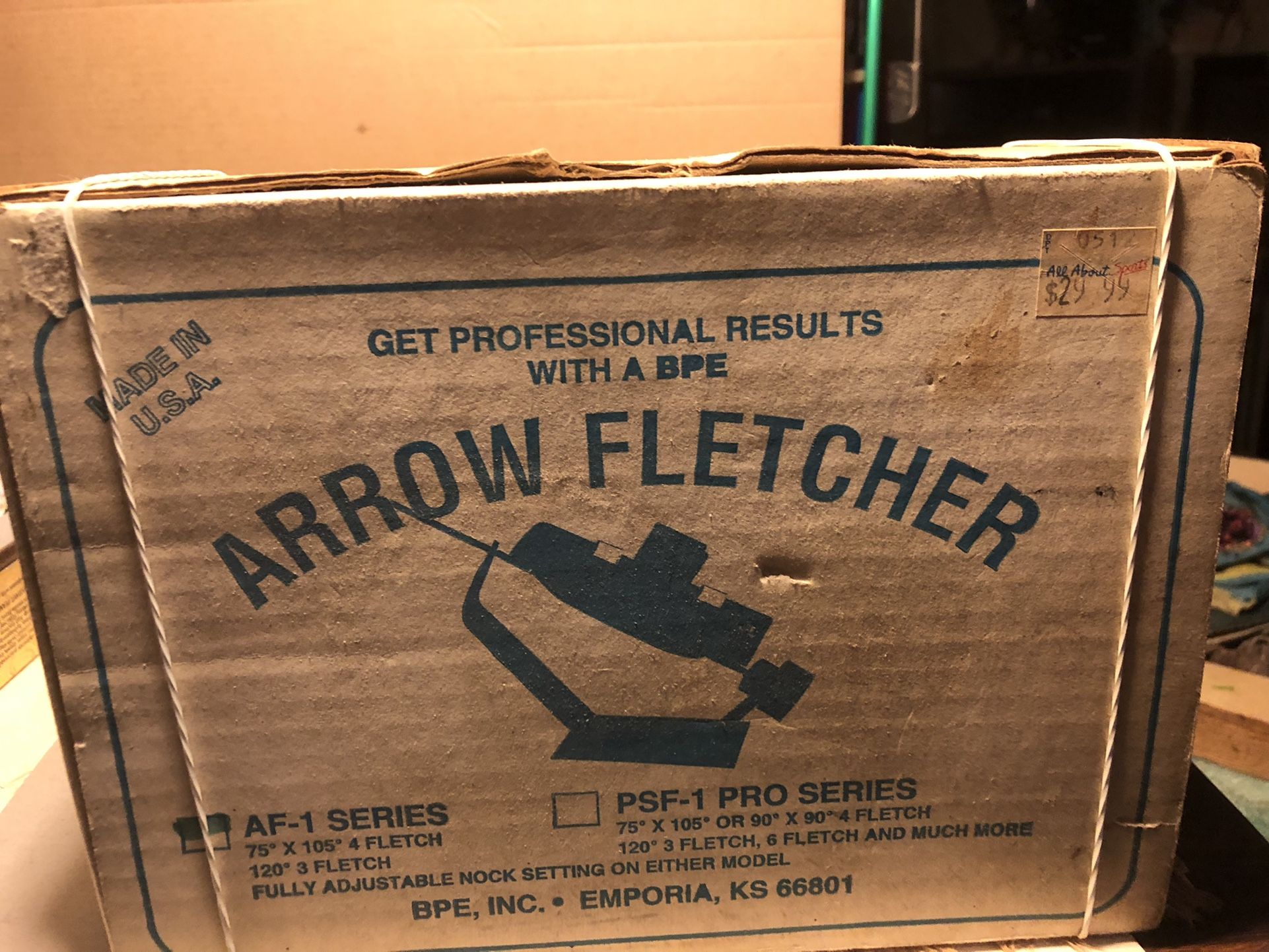 Fletching machine 10.00 Shipping Available At Your Cost PayPal