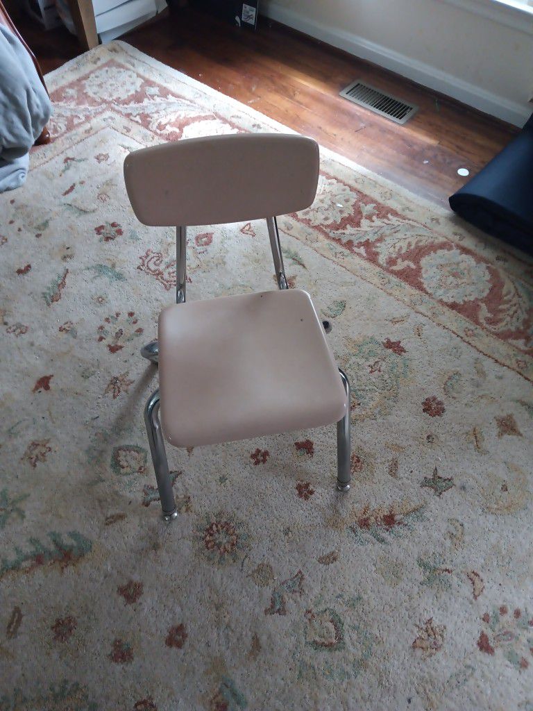 Kids Old Student Desk Chair