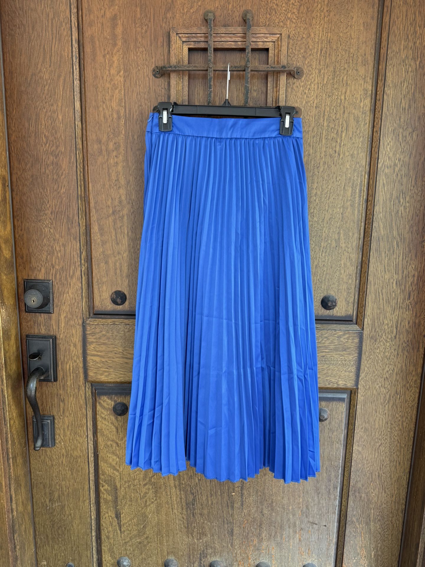 Zara Elegant Blue Pleated Skirt size S