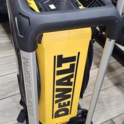 DEWALT 2100PSI ELECTRIC PRESSURE WASHER