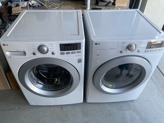LG Front Load Washer and Dryer Set