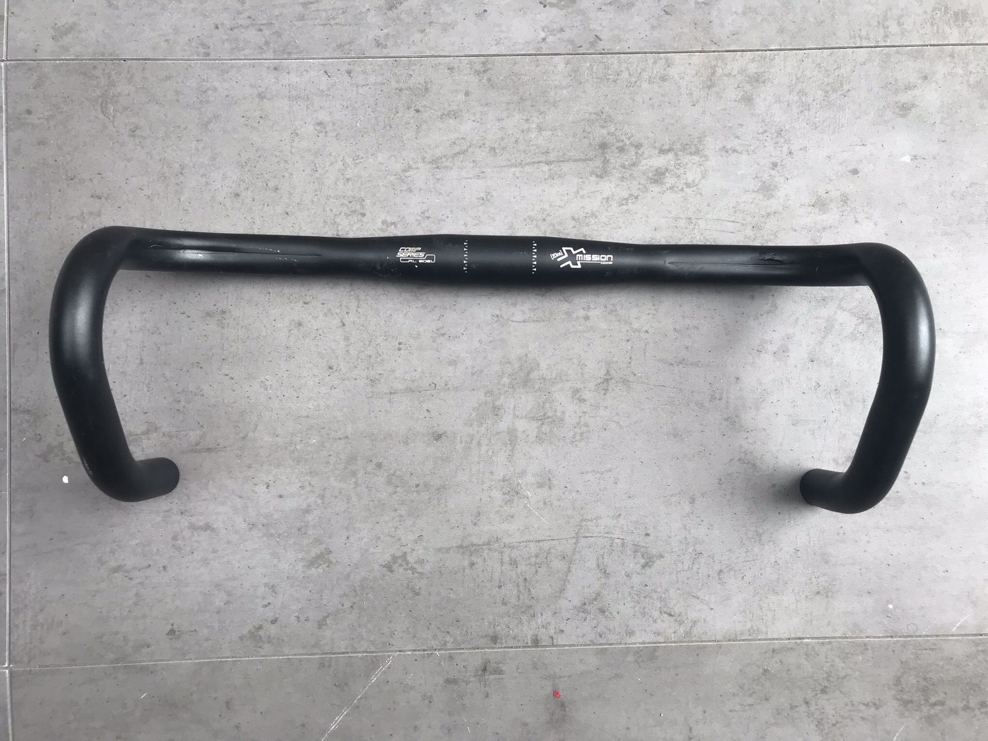 Road bike handlebar